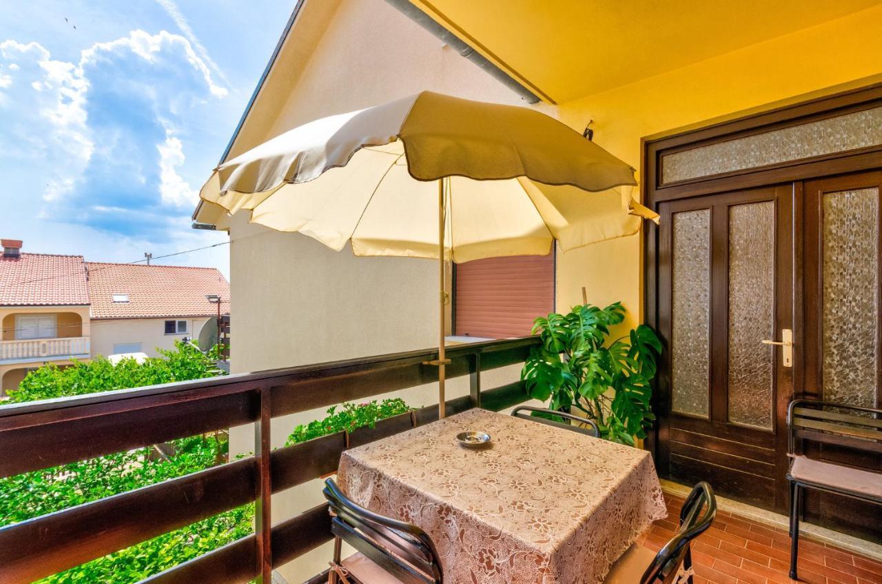 Horvat Apartamento Crikvenica Exterior foto