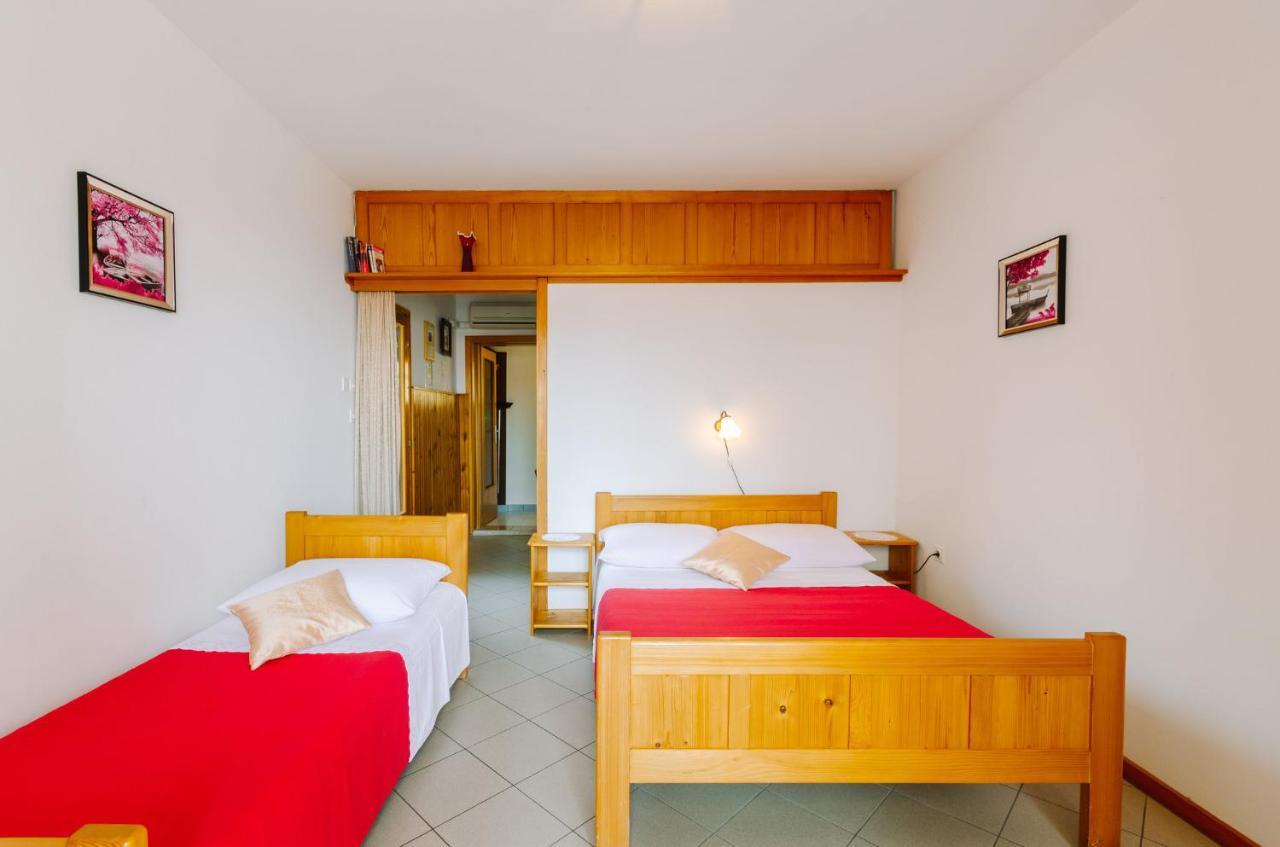 Horvat Apartamento Crikvenica Exterior foto