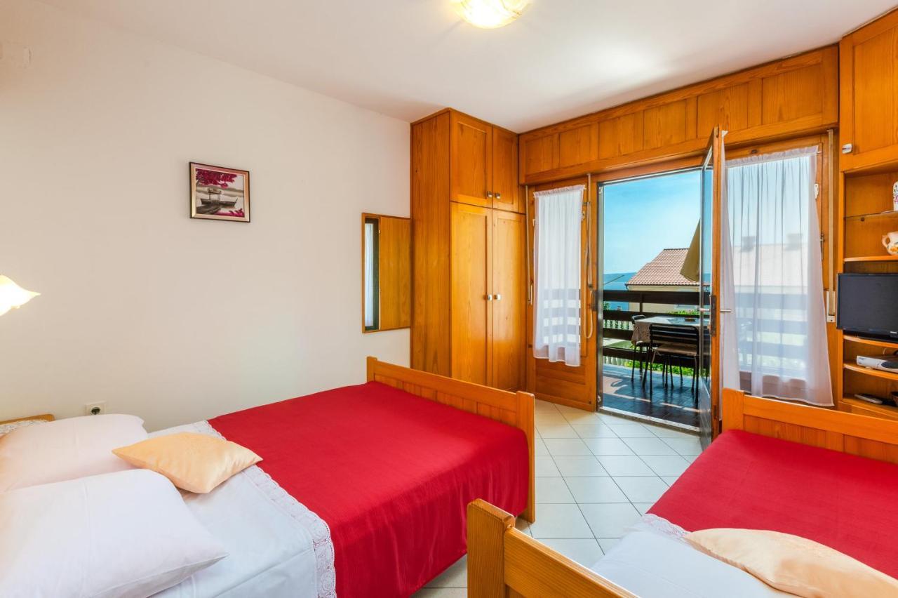Horvat Apartamento Crikvenica Exterior foto